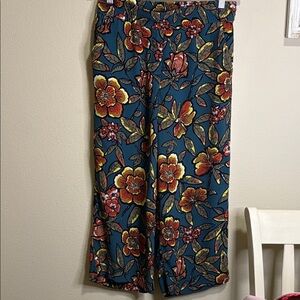 Ann Taylor LOFT Petites Floral Pants Size 6P